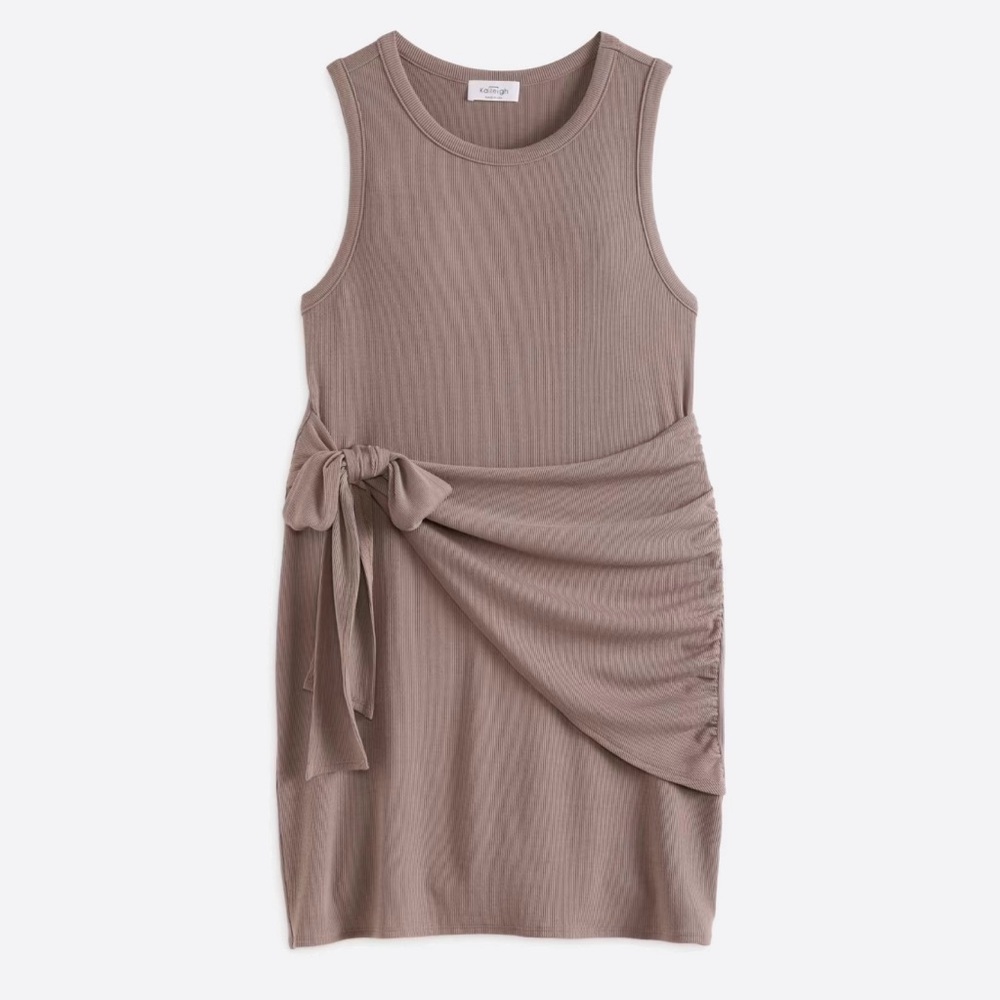 KAILEIGH
Caroline Knit Fitted Sleeveless
Ribbed Dress